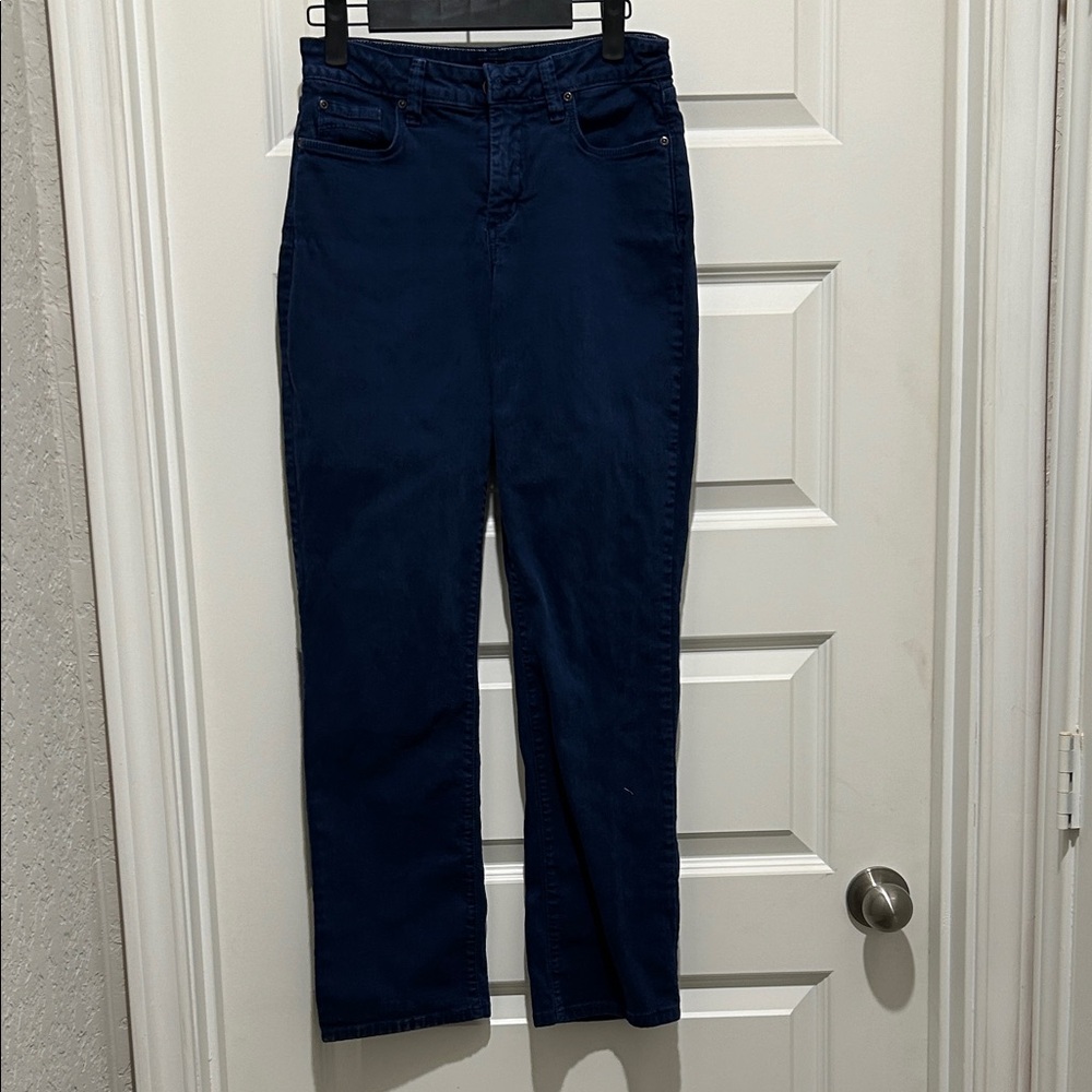 NYDJ Straight-Leg Jeans in Navy